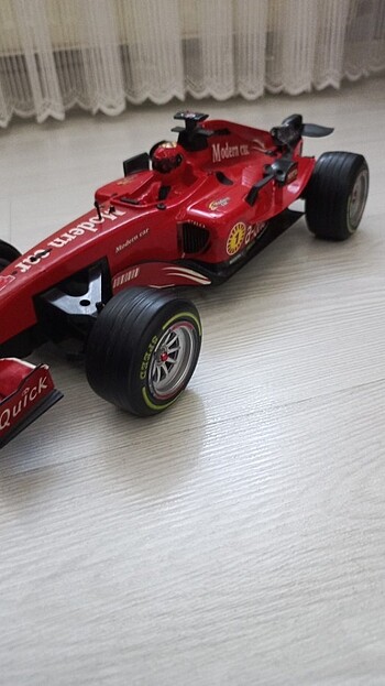 Formula araba kumandalı