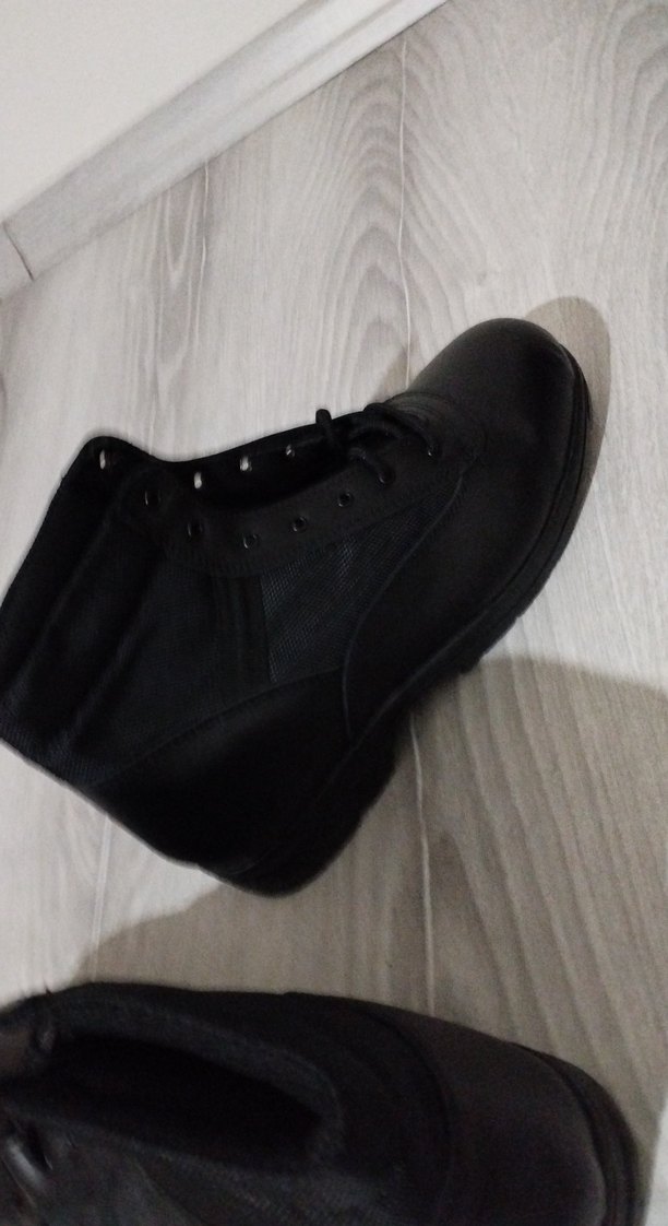 Siyah Erkek Bot - Görsel 5