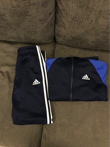 10 Yaş Beden adidas çocuk eşofman takımı