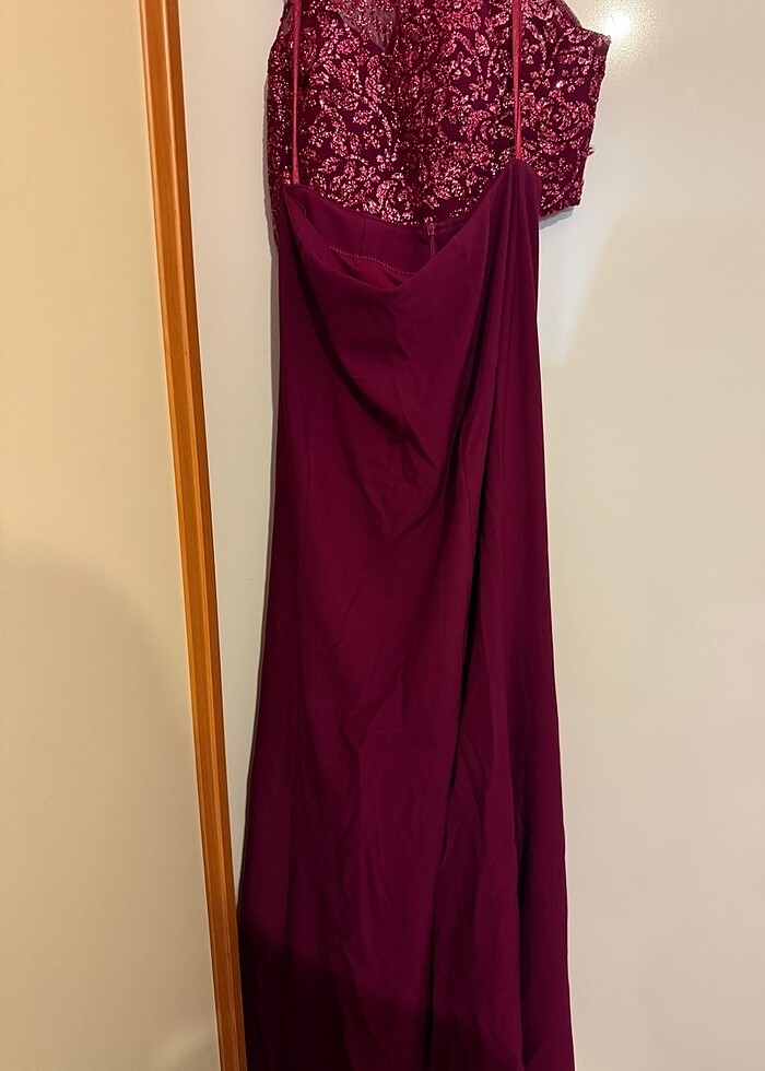 Hiç giyilmedi abiye - Görsel 3