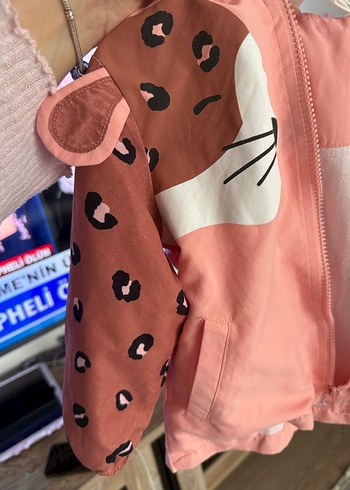 Kız Çocuk Pembe Baskılı Fermuarlı Yağmurluk - Görsel 6