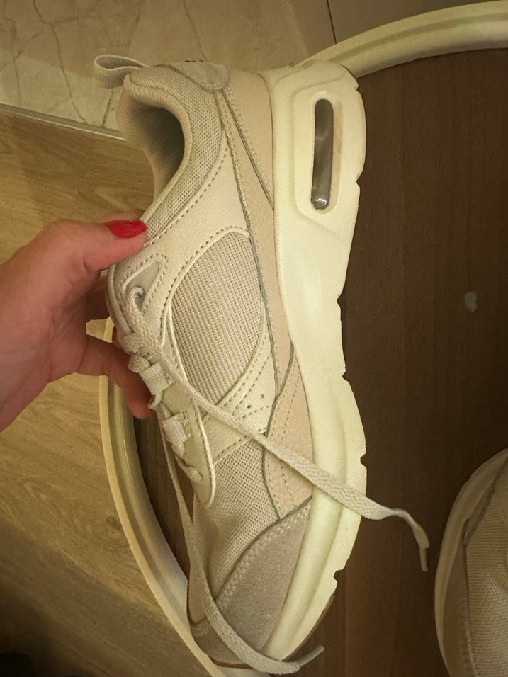 Gri Beyaz Bağcıklı Kadın Spor Ayakkabı - Görsel 3