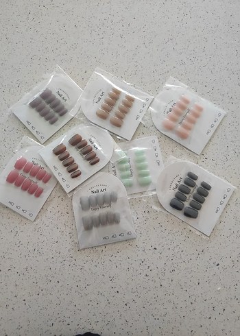 Pastel Renkli Çıkartma Tırnak Seti - Görsel 3