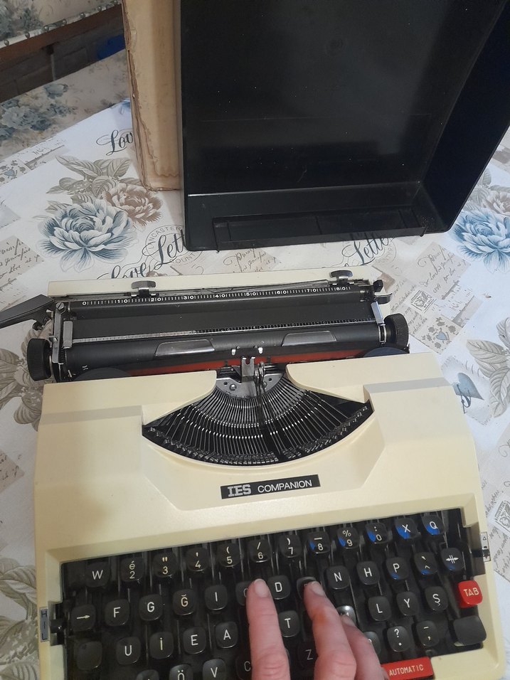 ACİL SATILIK...IES Companion Daktilo-Vintage - Görsel 2