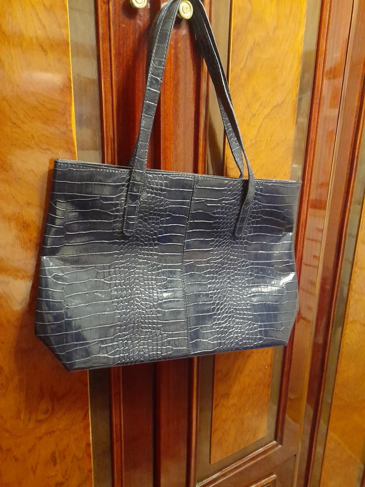 ACİL SATILIK.Kadın Kroko Desen Fermuarlı Büyük Çanta OmuzÇantası - Görsel 2