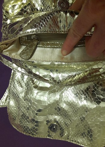 ACİL SATILIK...Altın Renk Yılan Desenli Kadın Portföy Çanta - Görsel 14