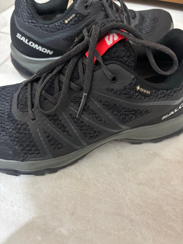 Salomon Siyah Outdoor Ayakkabı — görsel 2/5