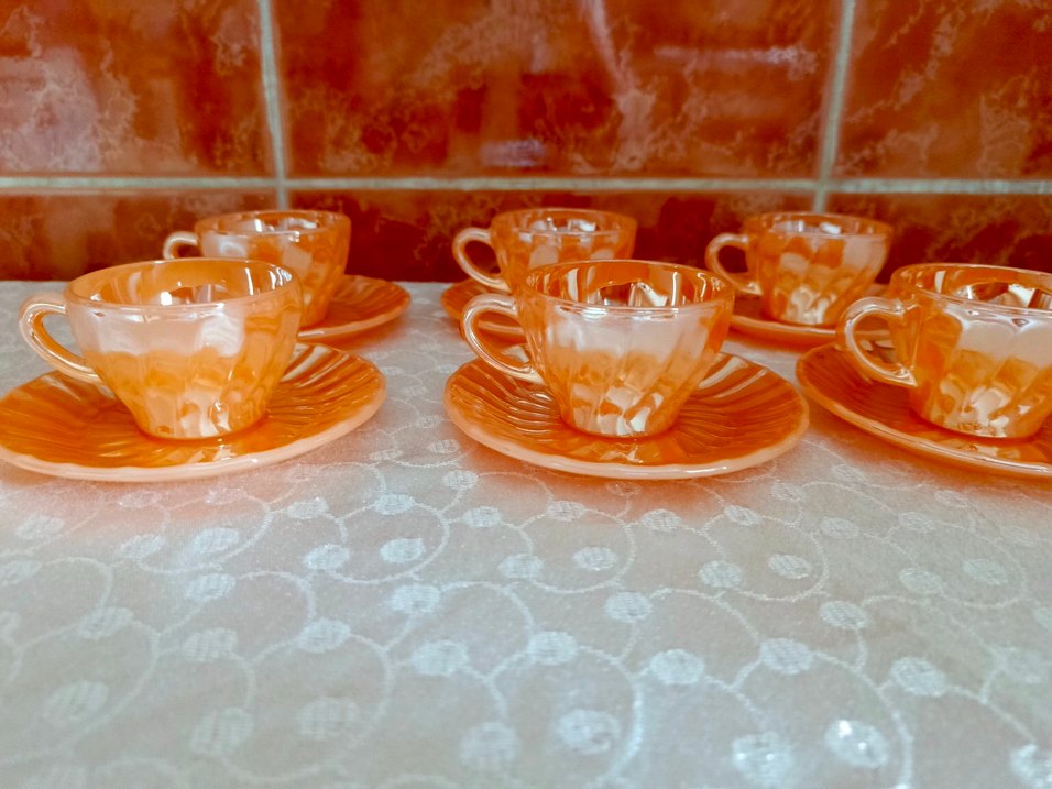 Renkli Turuncu Cam Fincan ve Tabağı Seti - Görsel 2