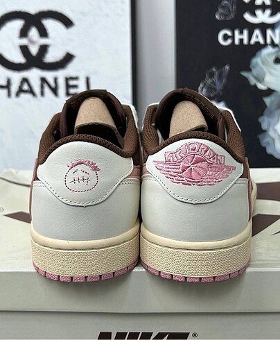 Nike Air Jordan 1 Low OG Travis Scott 
