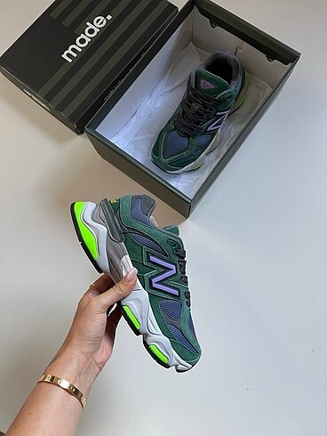 New Balance 9060 ?Nightwatch Green?