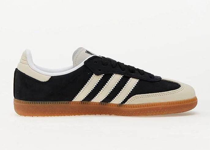 38 Beden siyah Renk Samba OG ? Black Wonder White ?