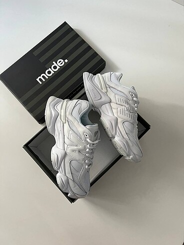 NB 9060 ? Triple White ? 36-45 - Arası Numaralar -