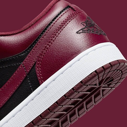 37 Beden Air Jordan 1 Low ? Dark Beetroot Black ?