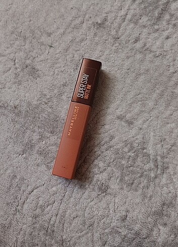 Maybelline super stay 