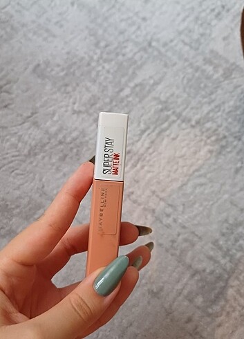 Maybelline super stay