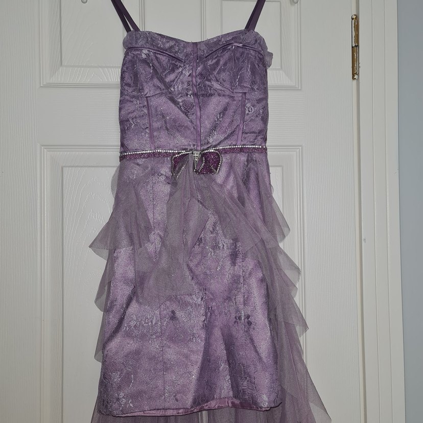 Mor Uzun Abiye Elbise, Fırfırlı, Askılı TÜYLÜ TAÇ HEDİYE - Görsel 3