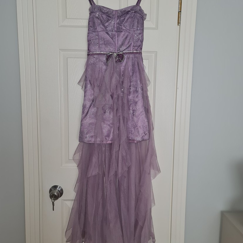 Mor Uzun Abiye Elbise, Fırfırlı, Askılı TÜYLÜ TAÇ HEDİYE - Görsel 2