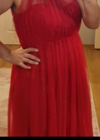 Kırmızı Uzun Drapeli Abiye Elbise Kına Gecesi için uygun - Görsel 3