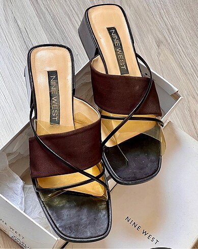 Nine West yazlık terlik