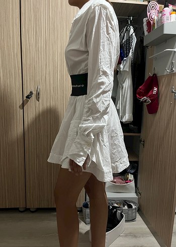 Sagaza Madrid Beyaz Kemerli Mini Elbise, Halter Yaka