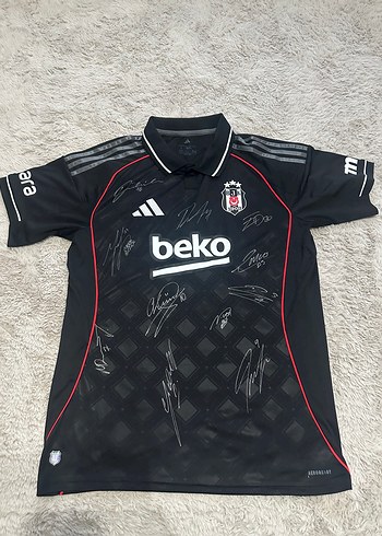 Beşiktaş Islak İmzalı Forma