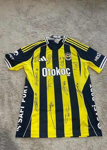 Fenerbahçe Yeni Sezon İmzalı Forma