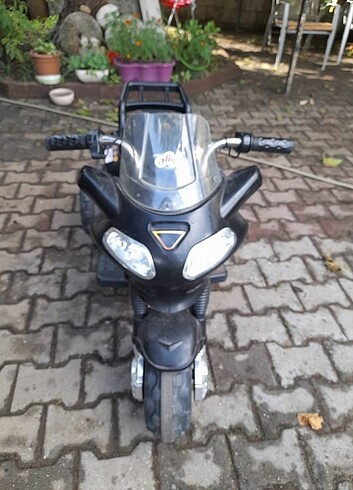 Beden Akülü motor
