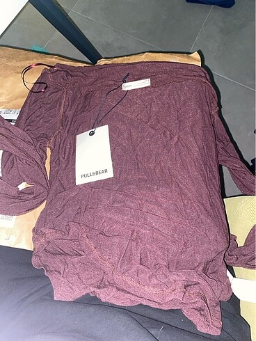 PULL And Bear Tshirt