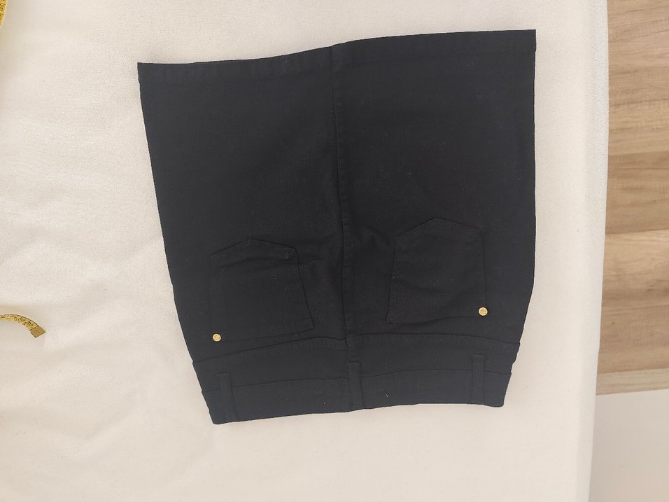 Siyah gabardin mini etek - Görsel 4