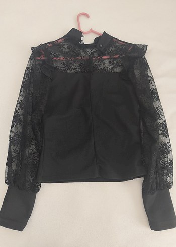 siyah balon kol tül detay bluz - Görsel 3