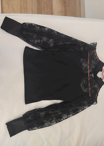 siyah balon kol tül detay bluz - Görsel 4