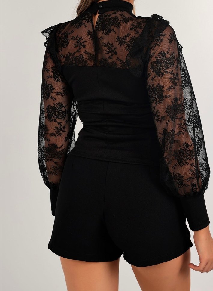 siyah balon kol tül detay bluz - Görsel 2