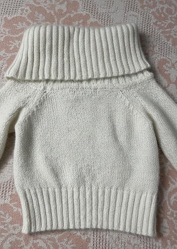 BERSHKA BEYAZ KAZAK - Görsel 2