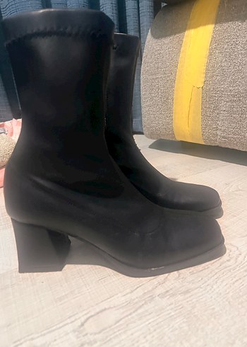 Siyah Stiletto Topuklu Kadın Bot - Görsel 3