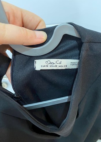 Uzun Kollu Siyah elbise - Görsel 3