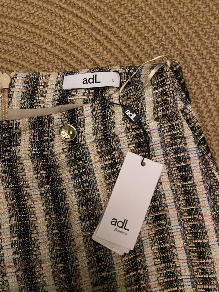 Adil Işık Marka Tüvit Mini Etek - Görsel 3