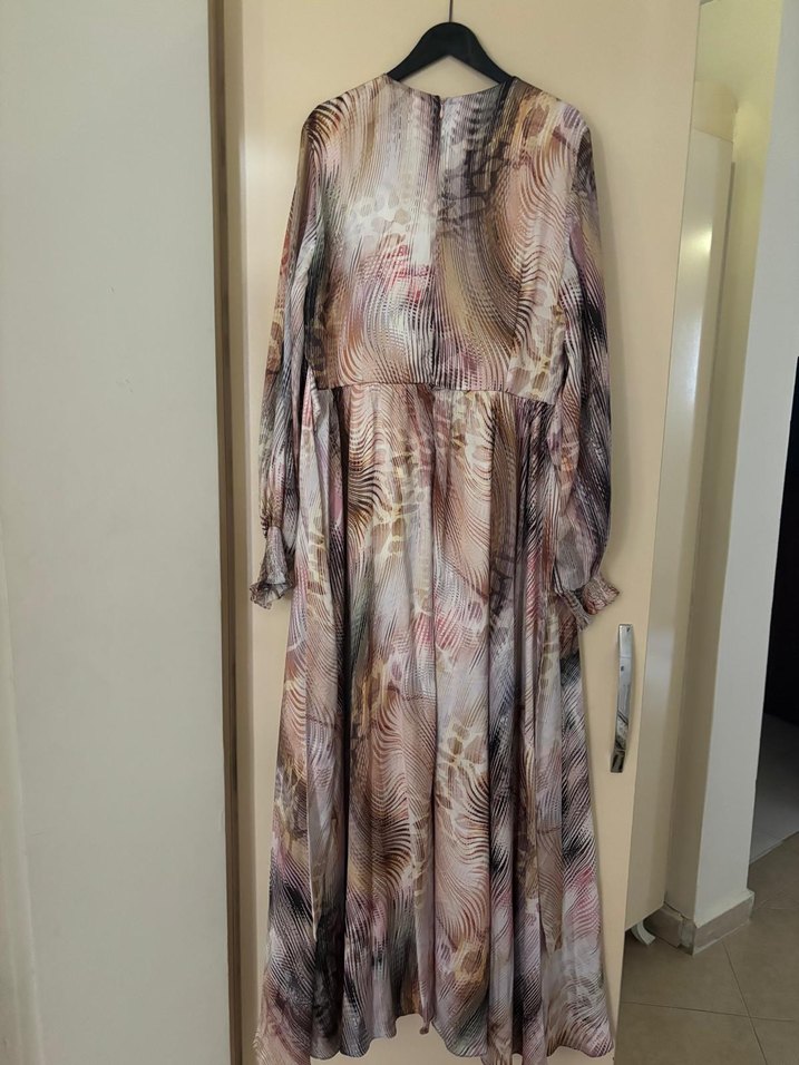 Bej Batik Desenli Uzun Kollu Bohem Elbise - Görsel 2