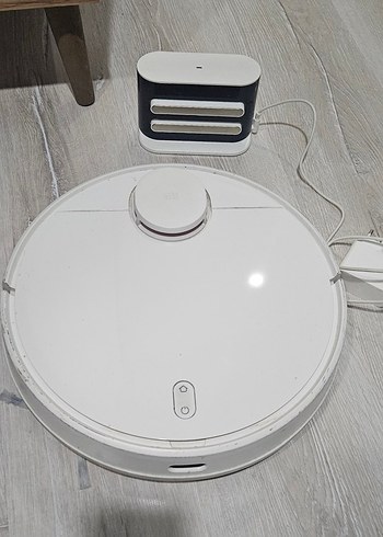 Beyaz Otomatik Robot Süpürge