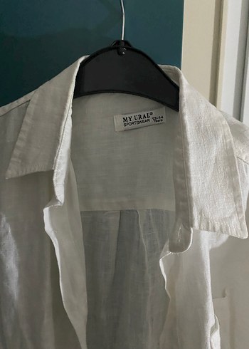 Düğmeli Beyaz Keten Kısa Kollu Gömlek - Görsel 3