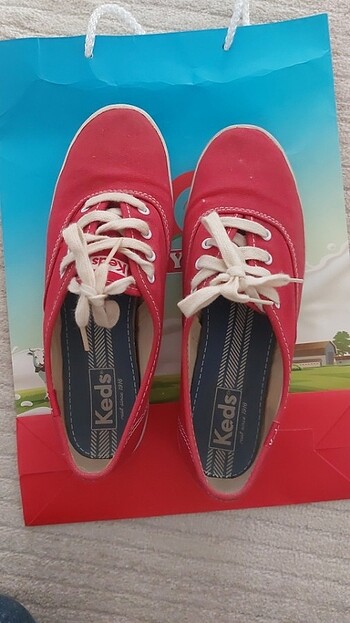 Keds 37 numara Kirmizi