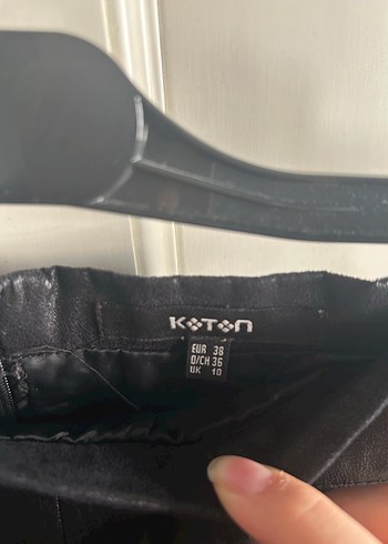 Koton Siyah Deri Mini Etek