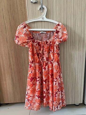 Mini çiçekli elbise
