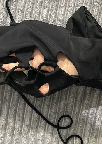 Siyah İnce Askılı Kadın Mayo - Görsel 2