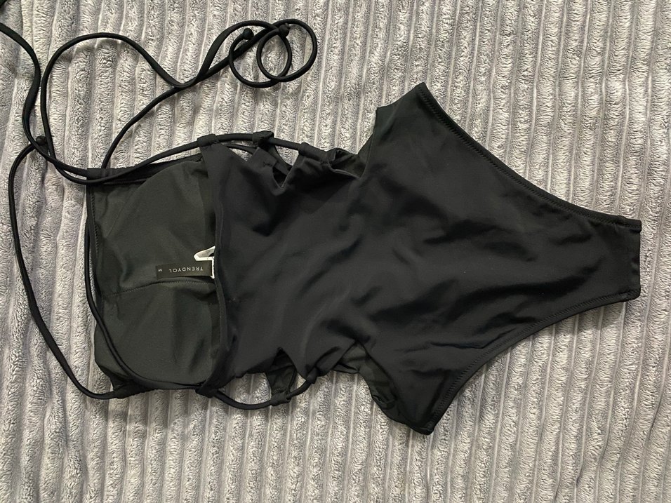 Siyah İnce Askılı Kadın Mayo - Görsel 3