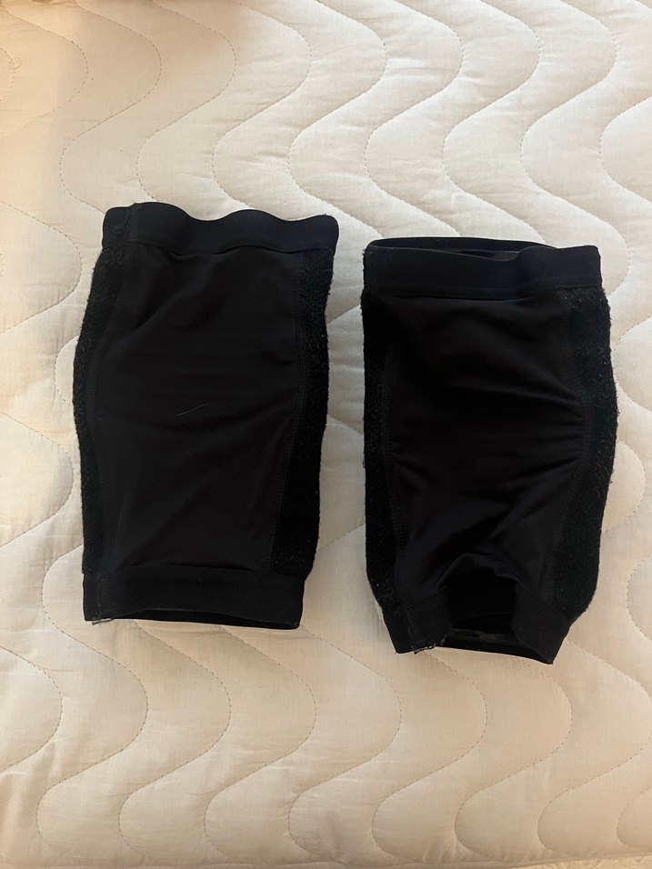 Allsix Siyah Voleybol Dizliği - Görsel 2