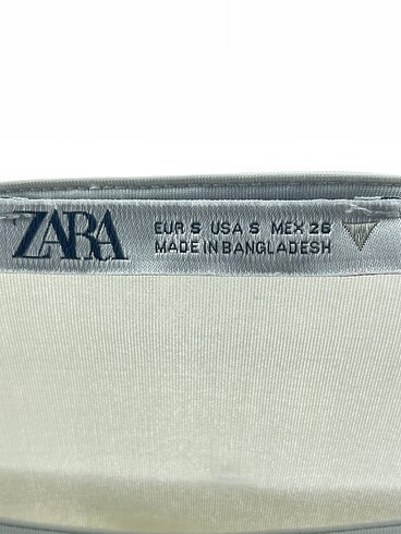 s Beden çeşitli Renk Zara Bluz %70 İndirimli.