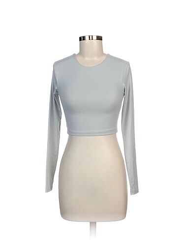 Zara Bluz %70 İndirimli.