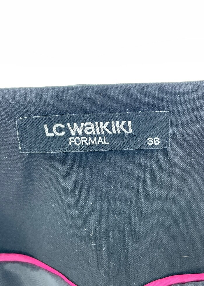 LC Waikiki Blazer %70 İndirimli. - Görsel 4