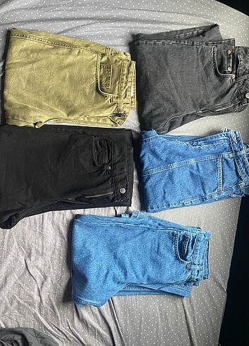 28 Beden siyah Renk Pantolon Jean