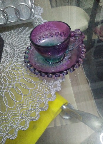 Parlak Mor Cam Fincan ve Tabak - Görsel 3